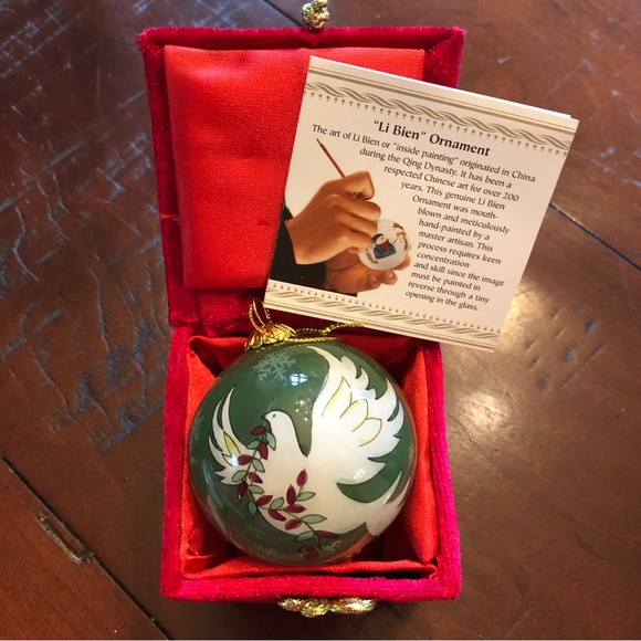 🌲 Vintage Li Bien hand-painted ornament and Restoration Hardware hand wa… - Picture 6 of 10